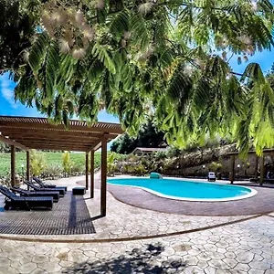  Vakantieboerderij Tenute Pispisa Segesta Italië